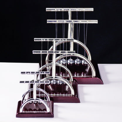Newton's Cradle Desk Toy